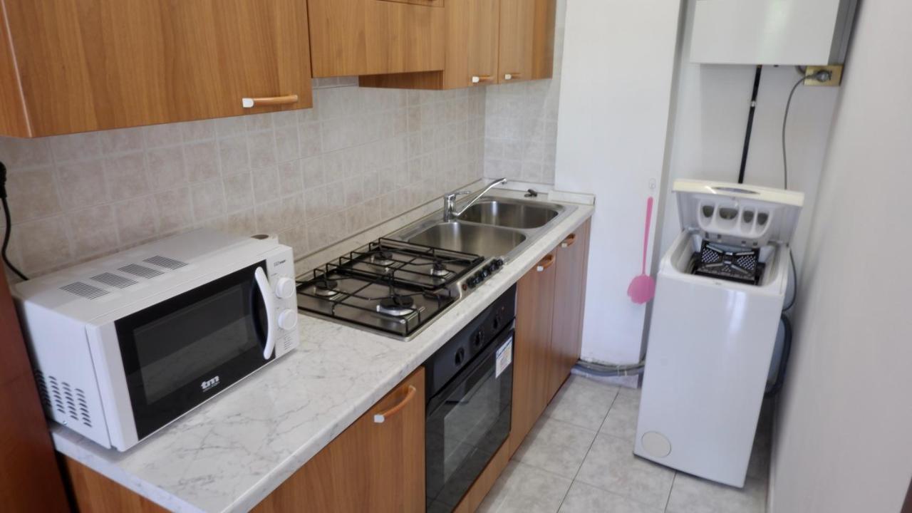 APP. MARCOPOLO - 100mt dal mare Apartment Lido di Jesolo Bagian luar foto